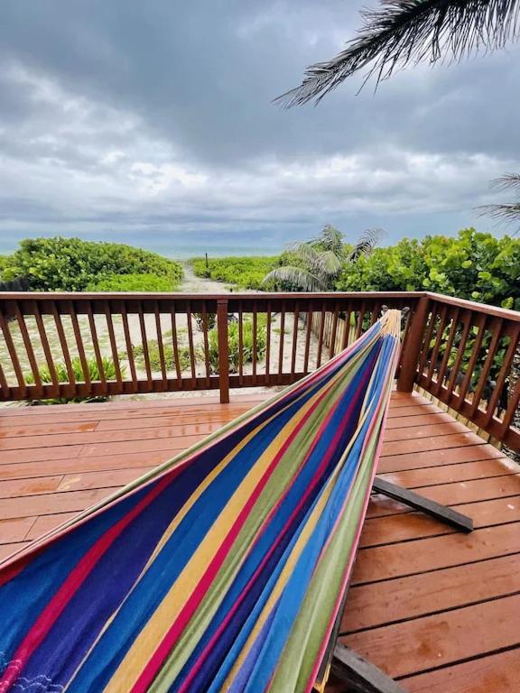 Comfy Beach House On Vero Beach Exterior photo